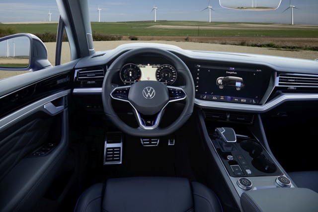 Volkswagen Touareg R photo 80