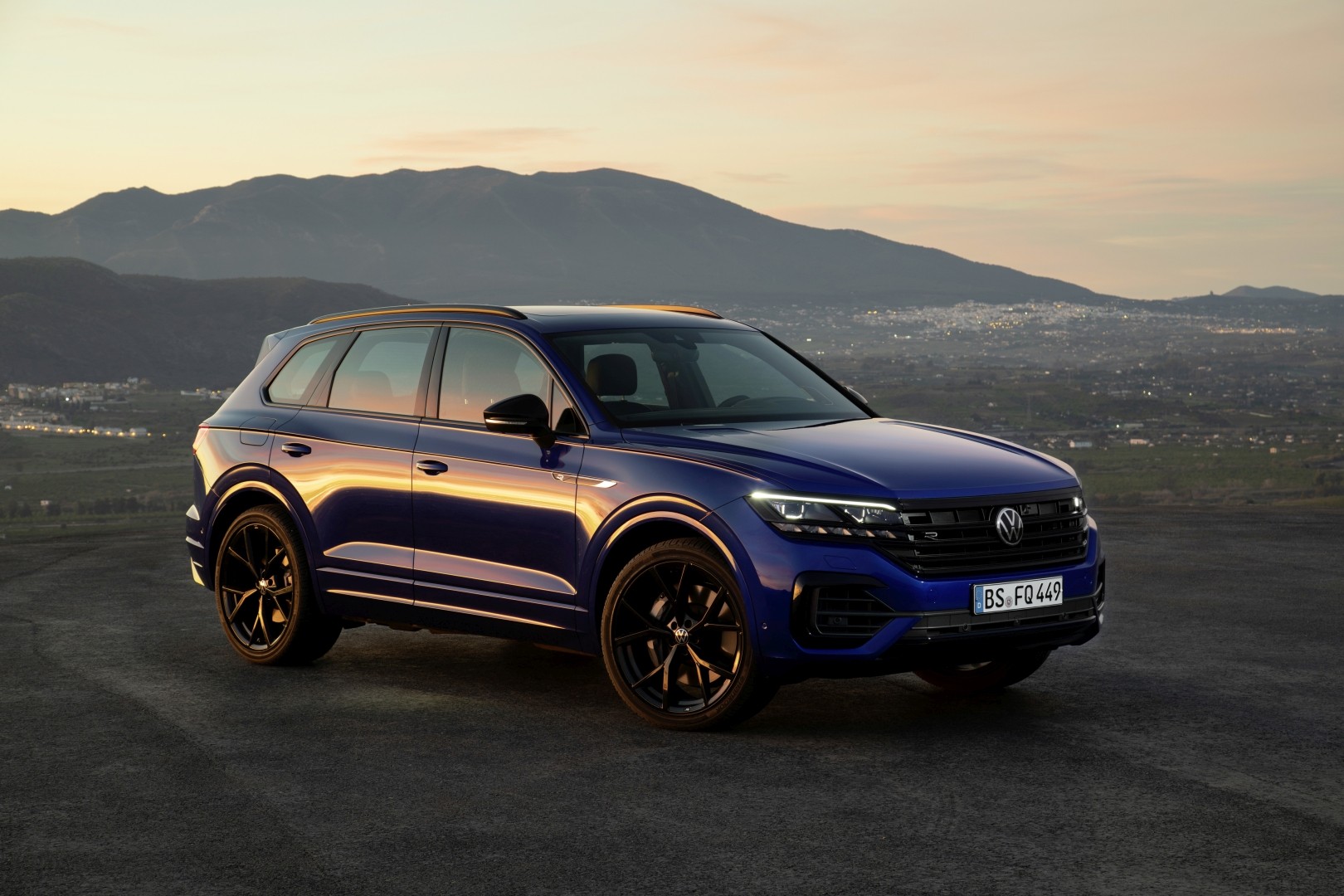 Volkswagen Touareg R photo 26