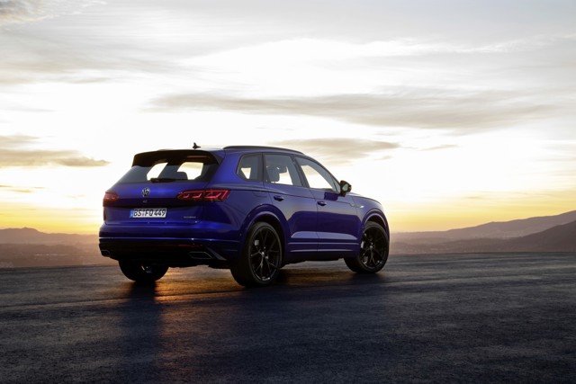 Volkswagen Touareg R photo 27