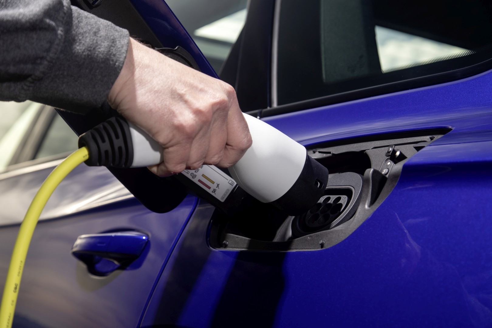 Volkswagen Touareg R photo 41