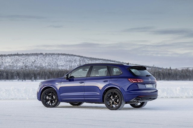 Volkswagen Touareg R photo 48