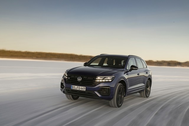 Volkswagen Touareg R photo 55