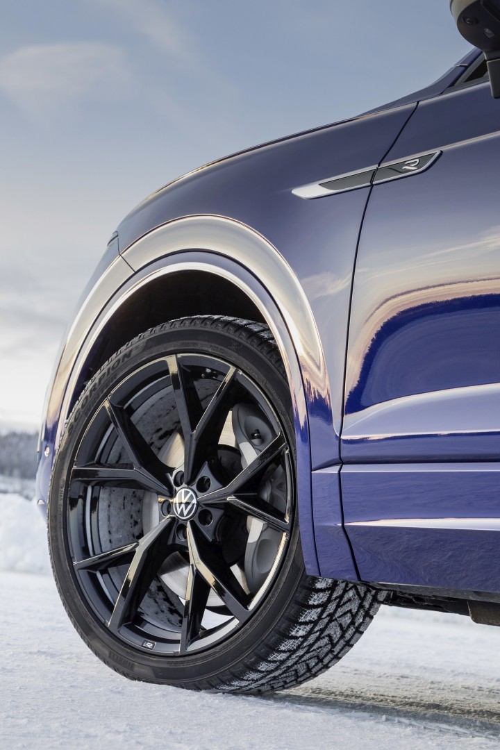 Volkswagen Touareg R photo 74