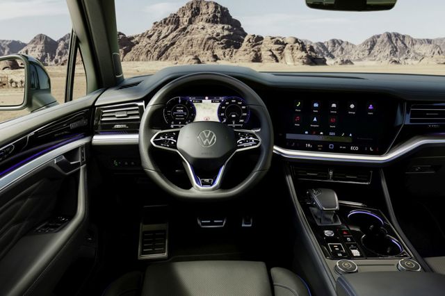Volkswagen Touareg R photo 49
