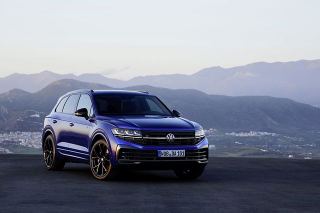 VOLKSWAGEN Touareg R
