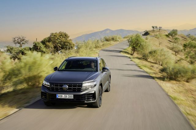 Volkswagen Touareg R photo 8