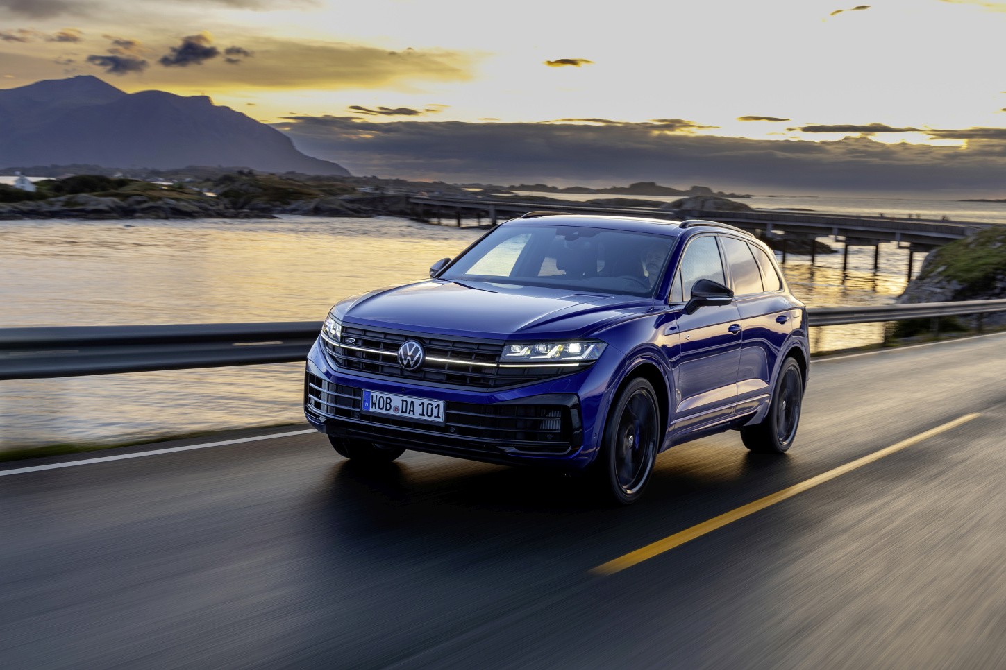 Volkswagen Touareg R photo 17