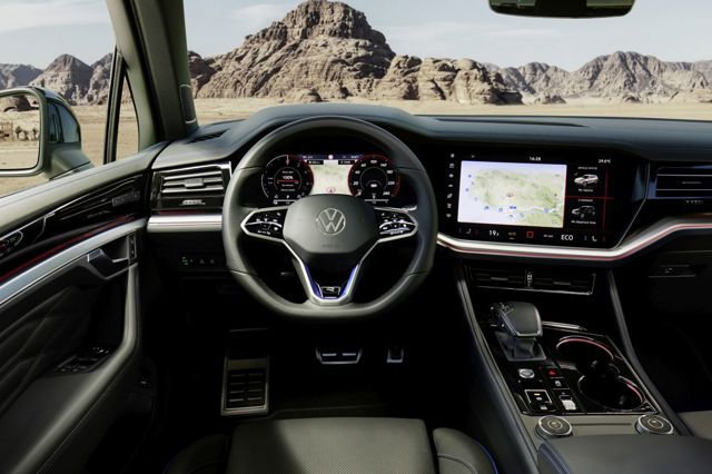 Volkswagen Touareg R photo 51