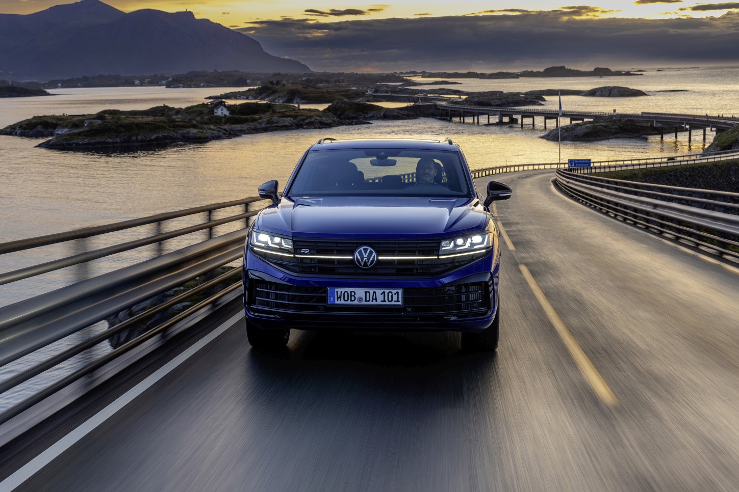 Volkswagen Touareg R photo 20