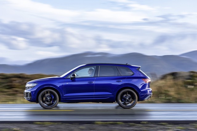 Volkswagen Touareg R photo 26
