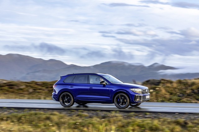Volkswagen Touareg R photo 27