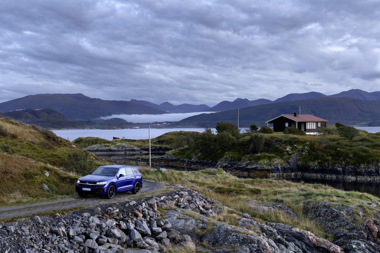 Volkswagen Touareg R photo 28