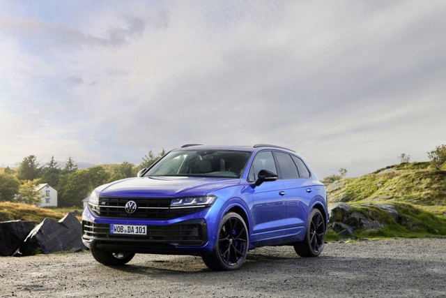 Volkswagen Touareg R photo 29