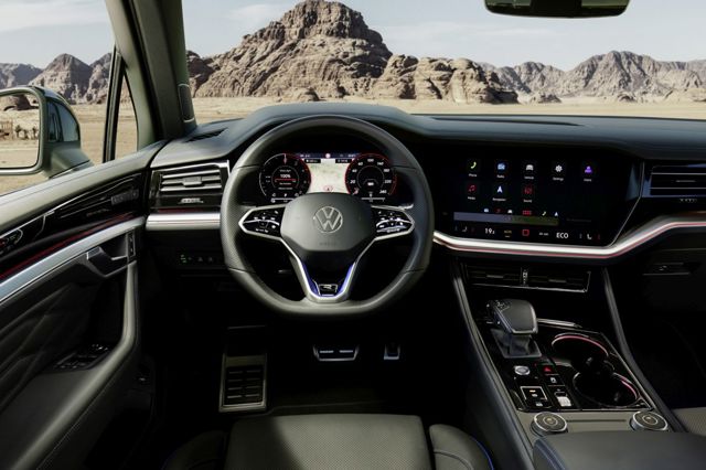 Volkswagen Touareg R photo 52