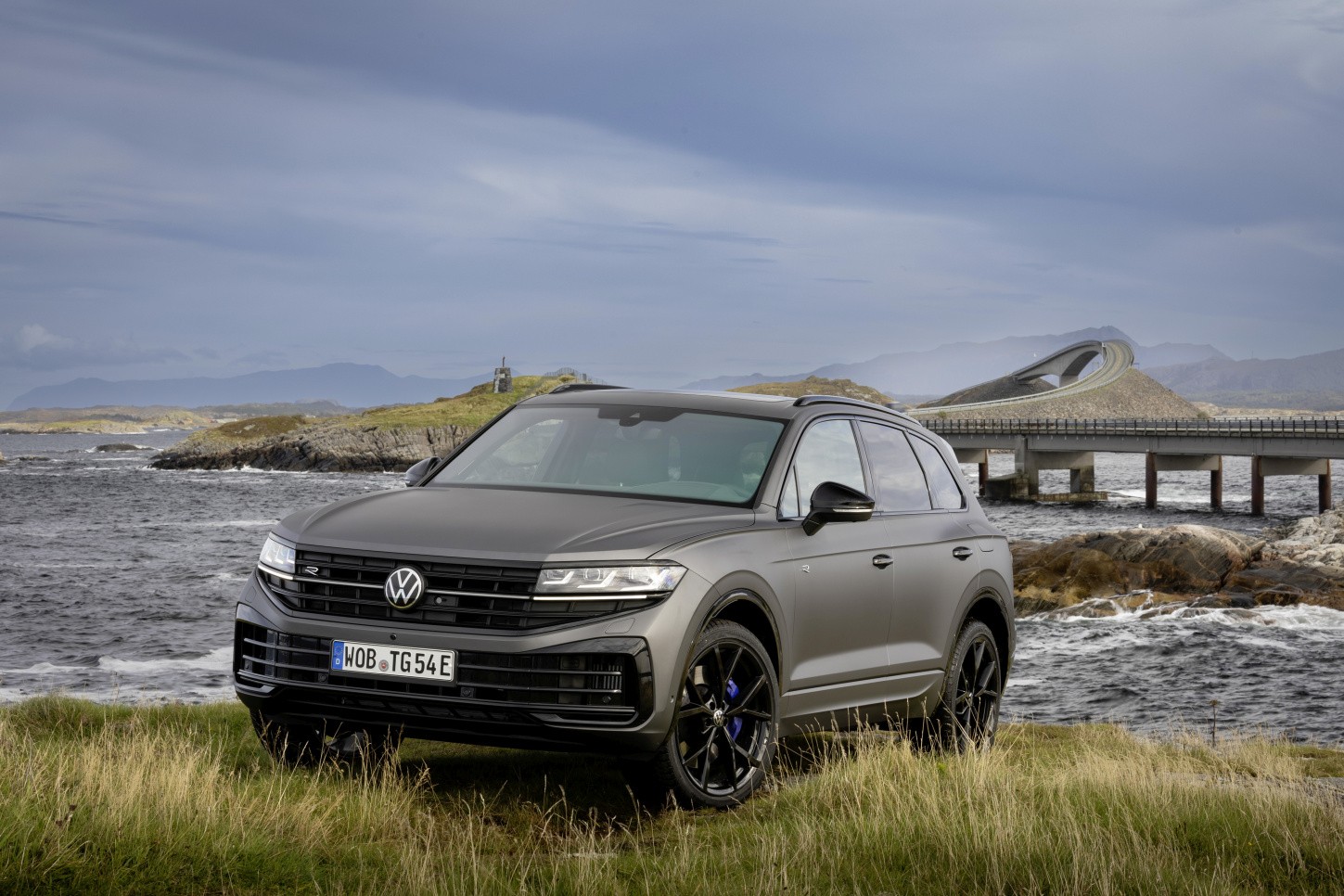 Volkswagen Touareg R photo 45