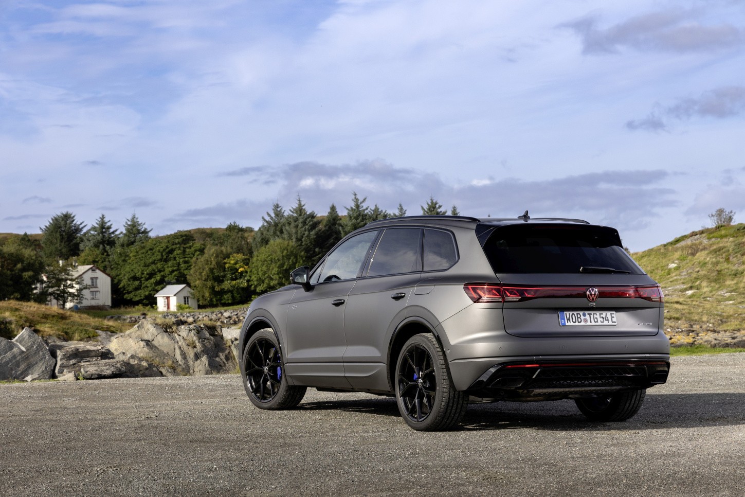 Volkswagen Touareg R photo 46