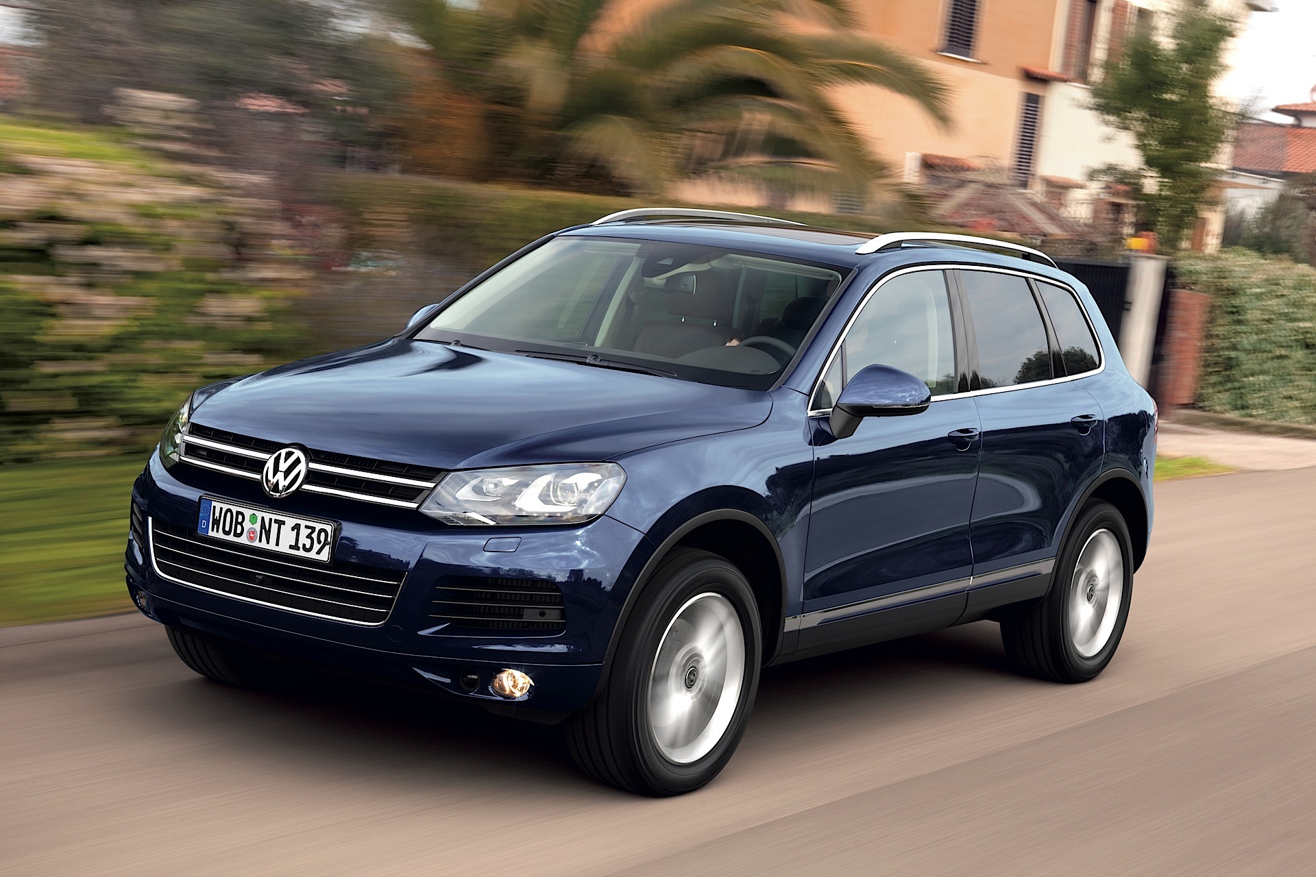 Volkswagen Touareg photo 17