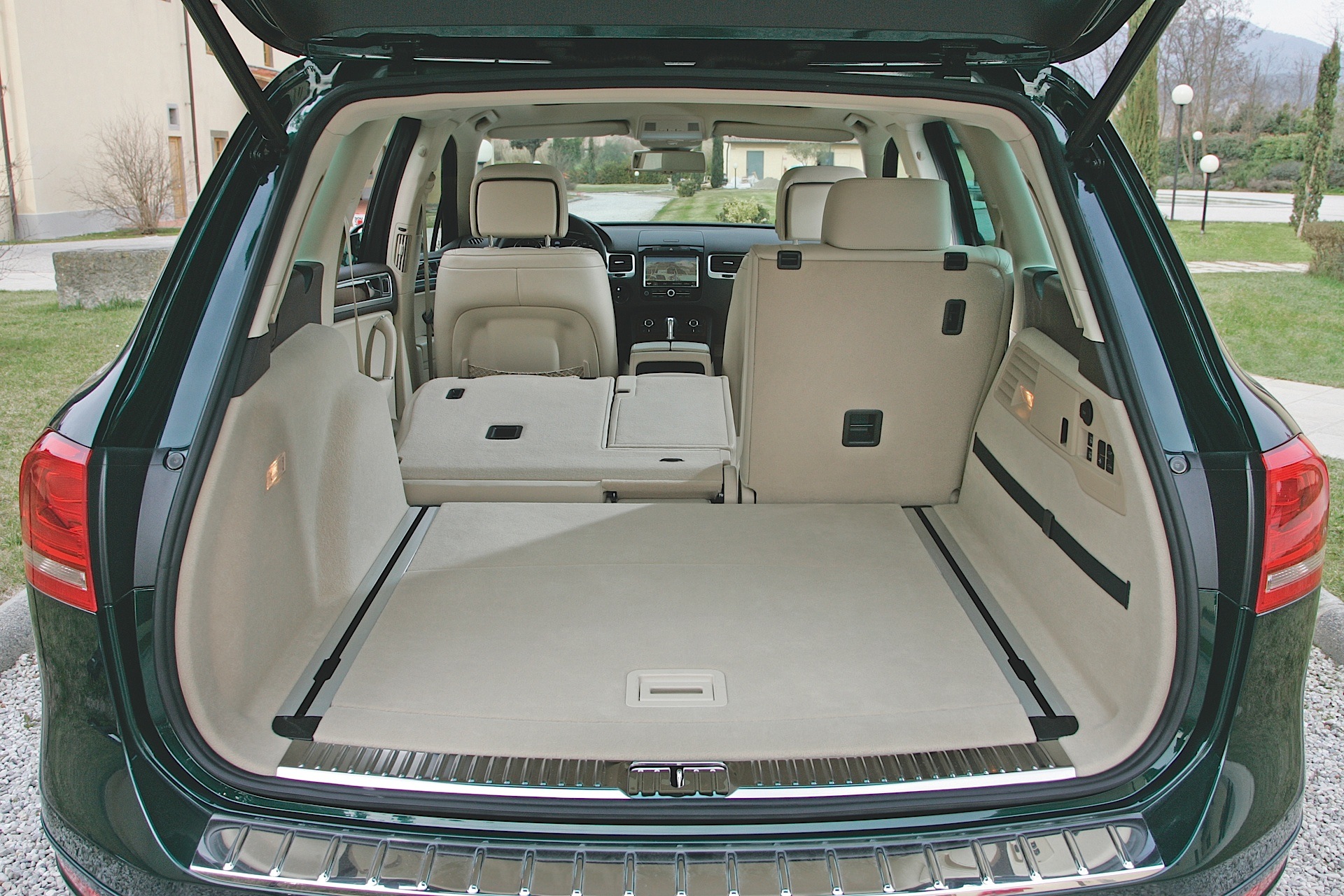 Volkswagen Touareg photo 71