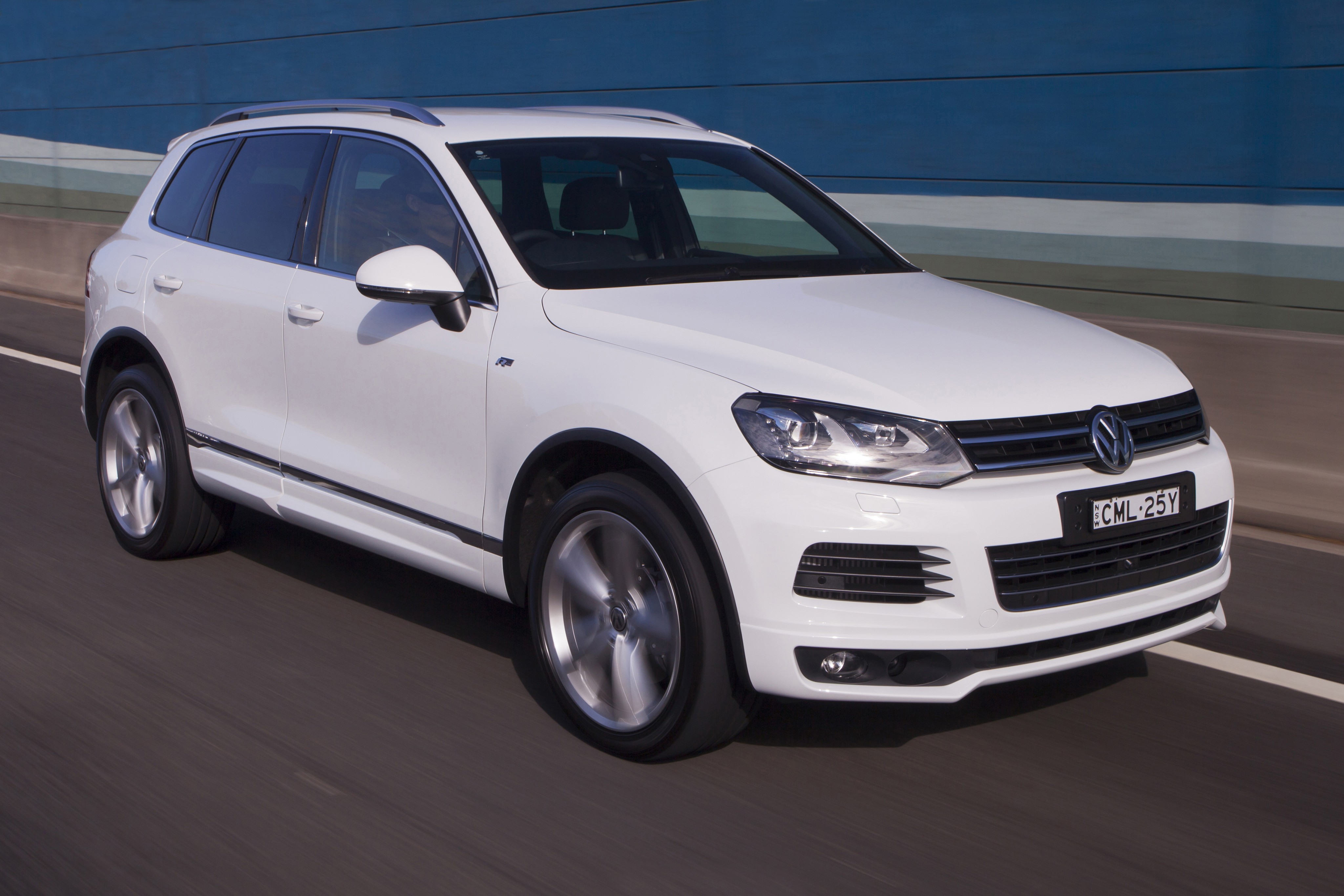 Volkswagen Touareg photo 13