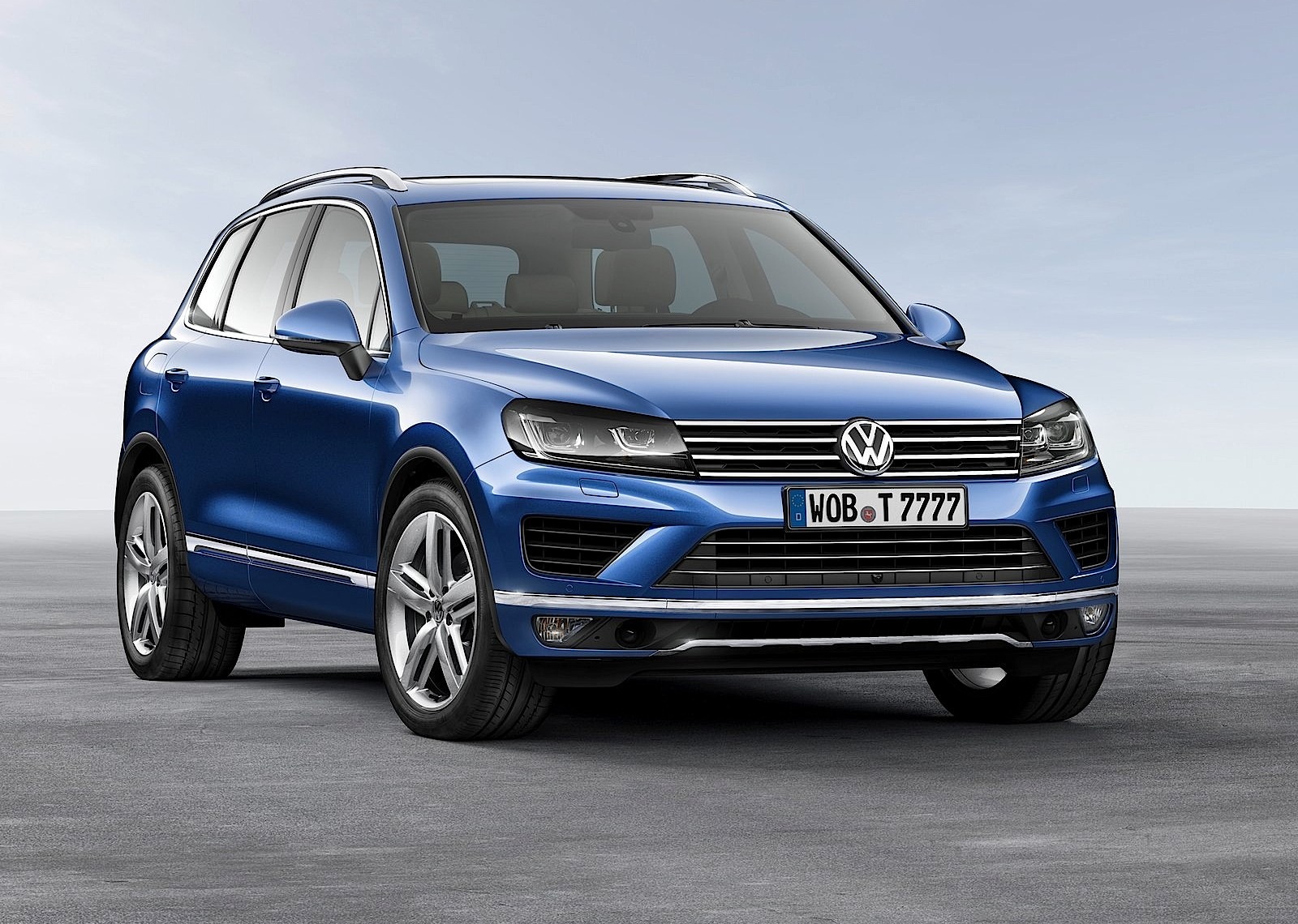 Volkswagen Touareg photo 2