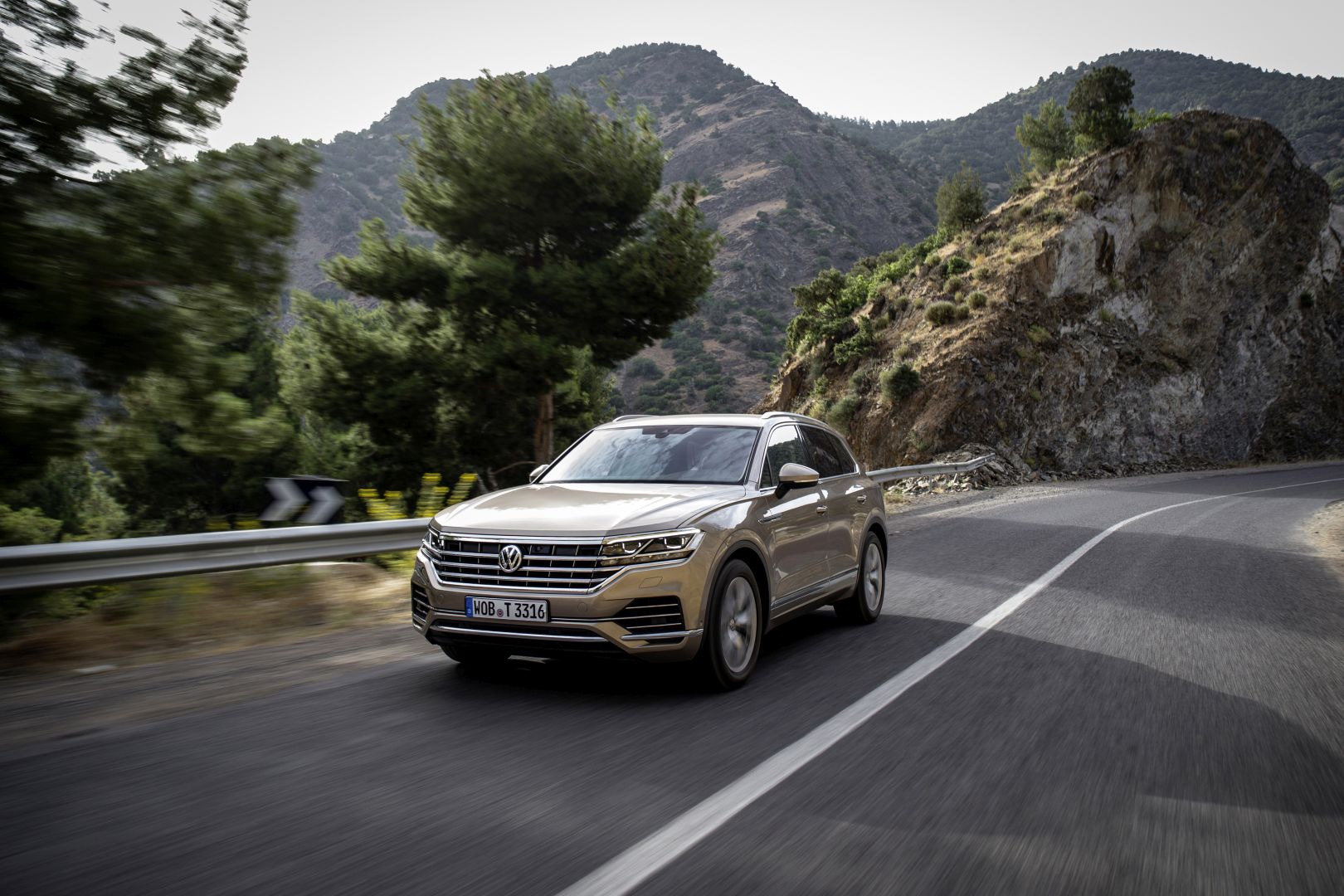 Volkswagen Touareg photo 99