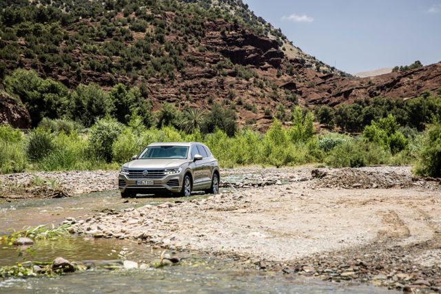 Volkswagen Touareg photo 102