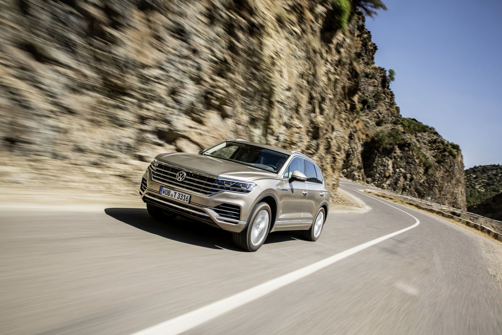 Volkswagen Touareg photo 124