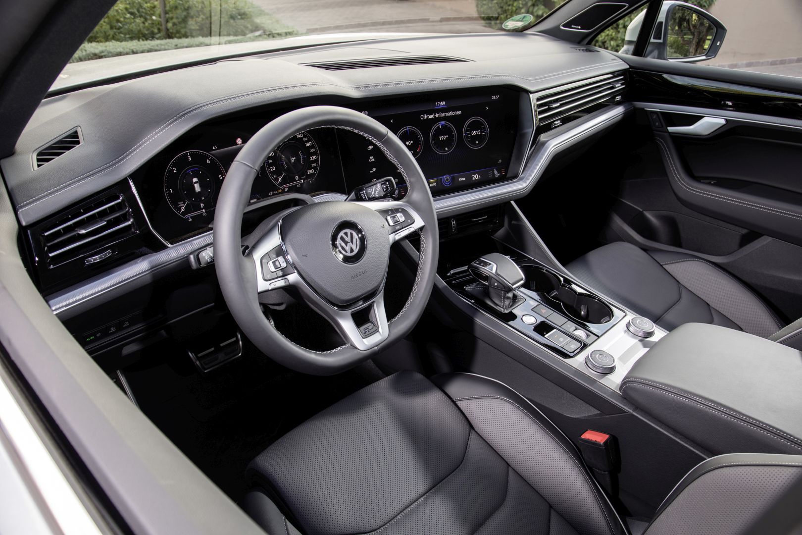 Volkswagen Touareg photo 170