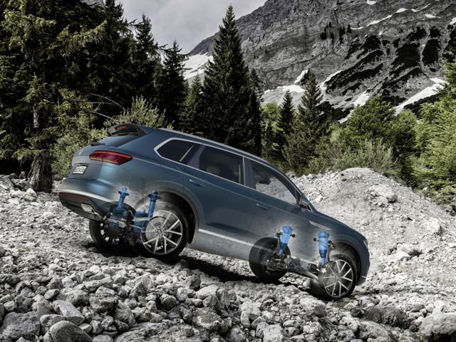 Volkswagen Touareg photo 53