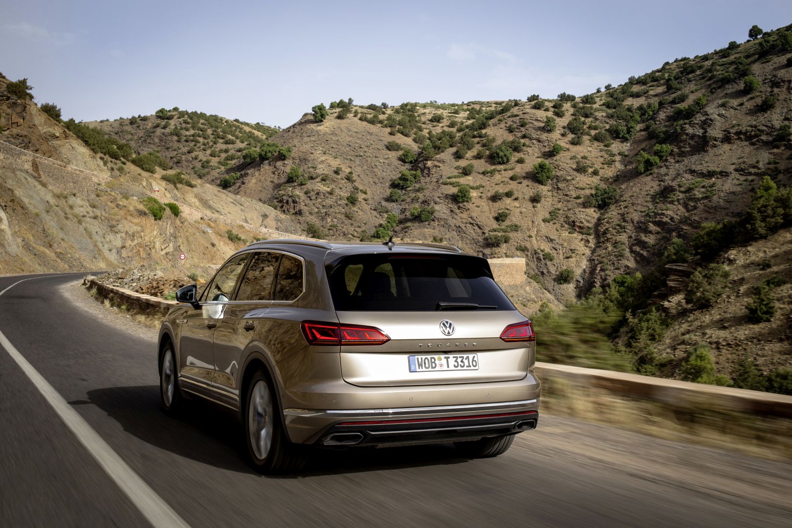 Volkswagen Touareg photo 89