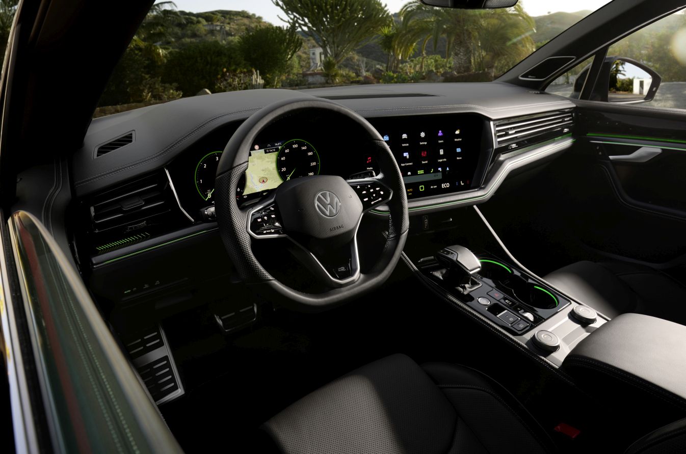 Volkswagen Touareg photo 24