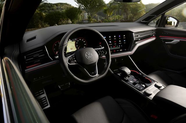 Volkswagen Touareg photo 26