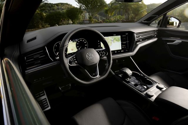 Volkswagen Touareg photo 27