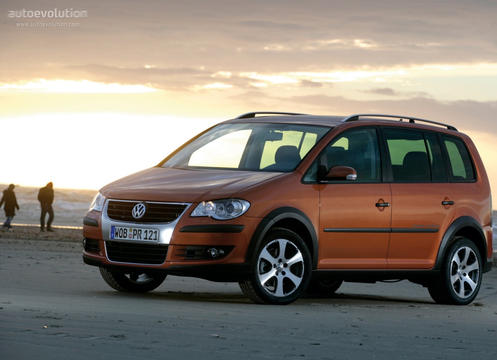 VOLKSWAGEN Touran