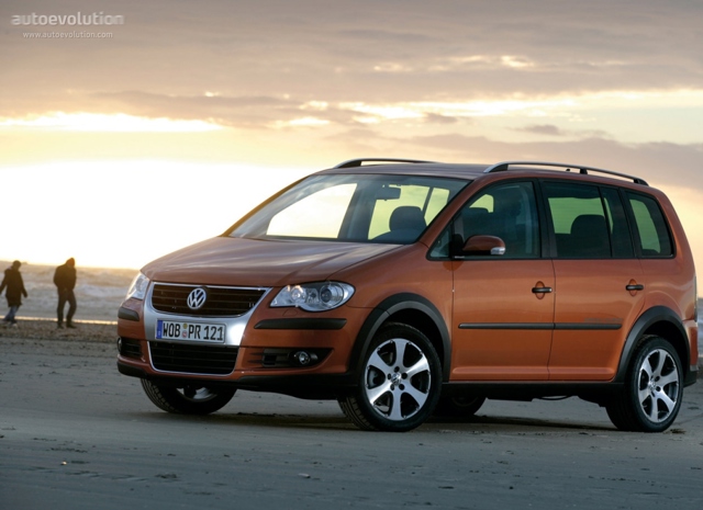 Volkswagen Touran photo 1