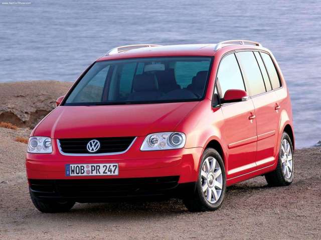 Volkswagen Touran photo 1