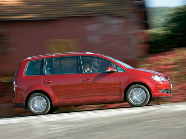 Volkswagen Touran foto 14