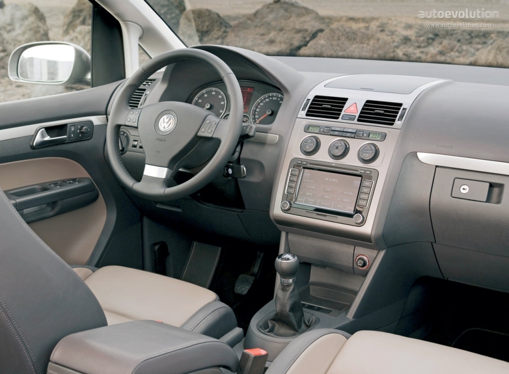Volkswagen Touran photo 23