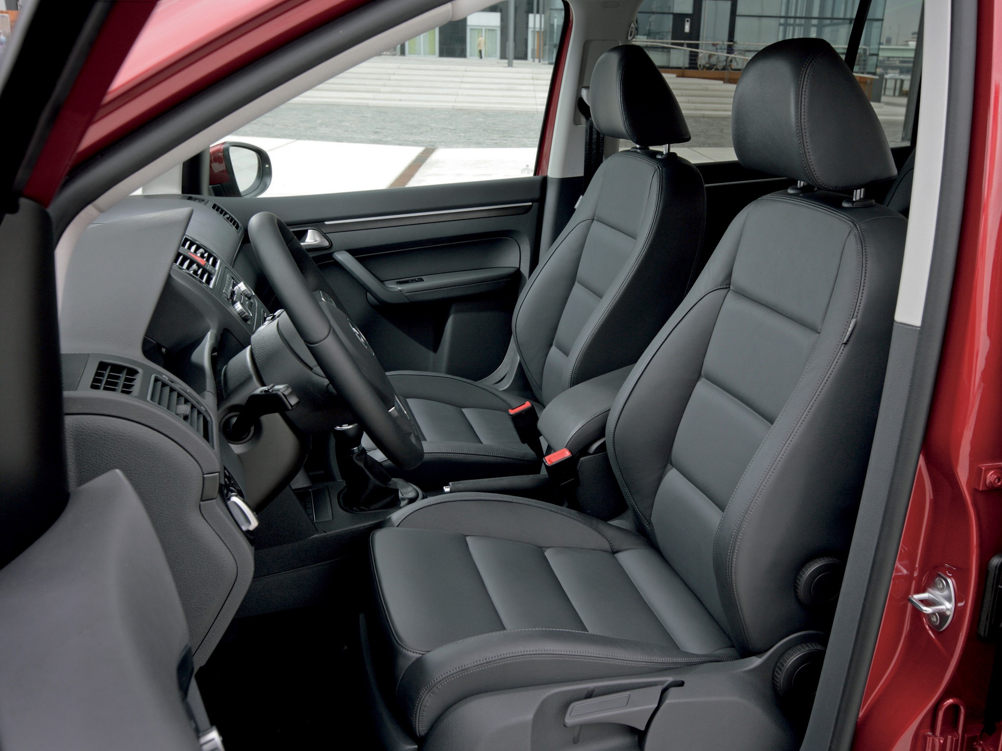 Volkswagen Touran photo 48