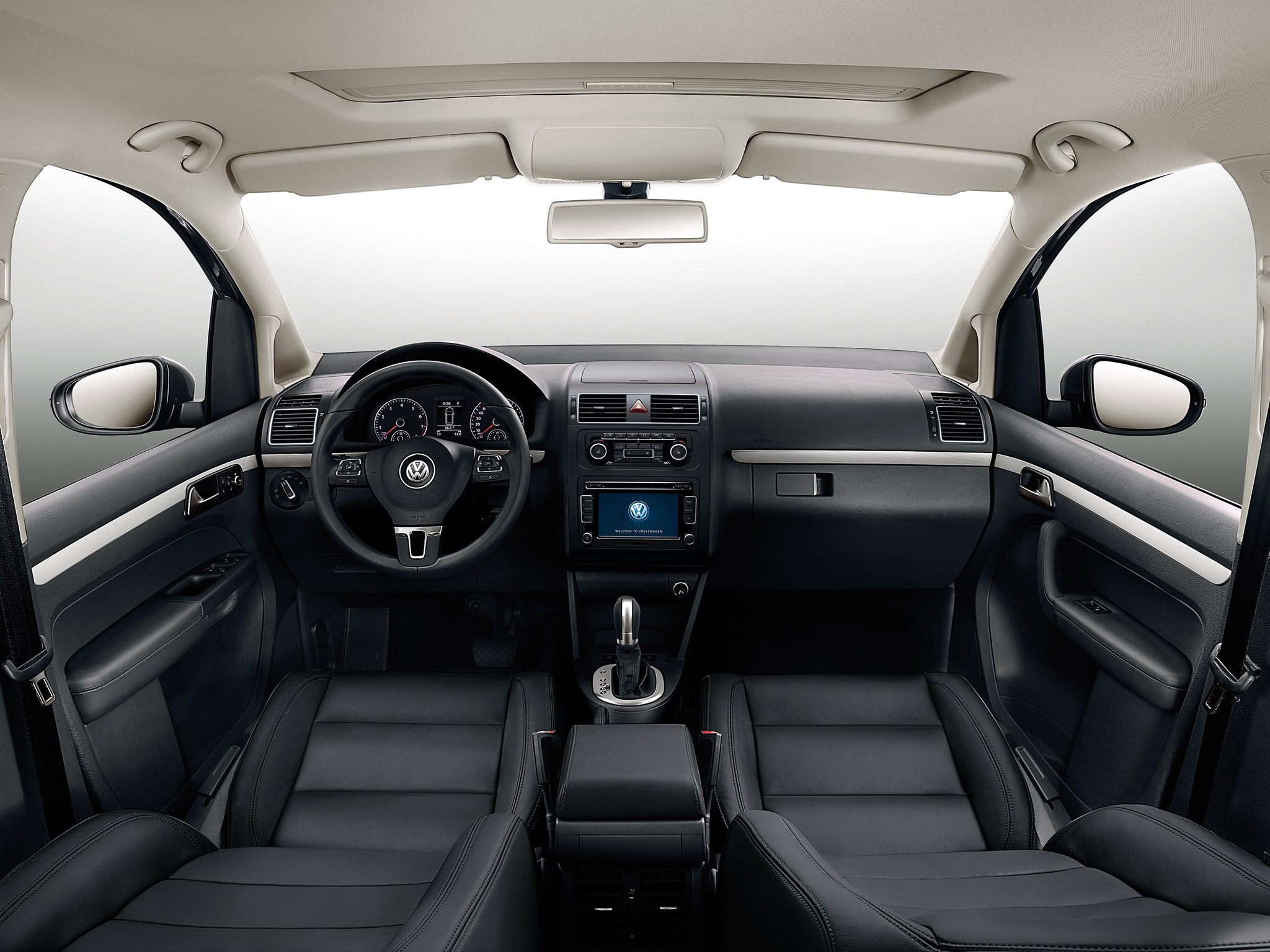 Volkswagen Touran photo 56