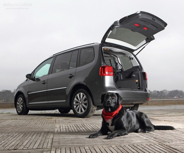 Volkswagen Touran photo 19