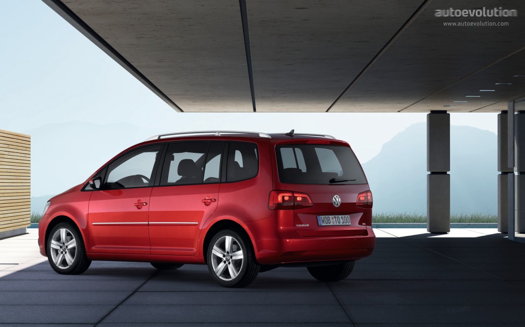 Volkswagen Touran photo 2