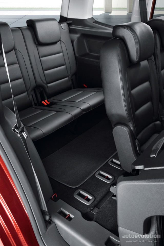 Volkswagen Touran photo 37