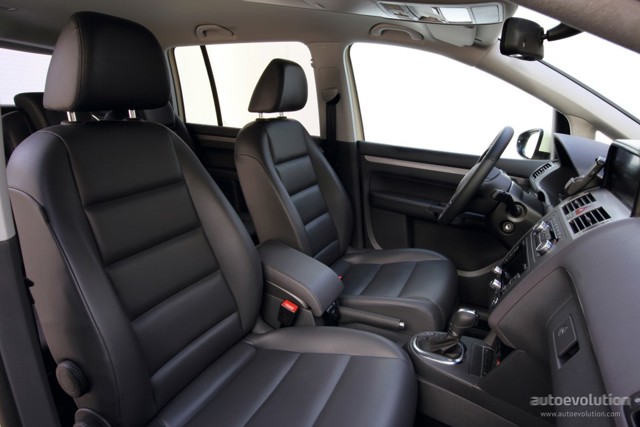 Volkswagen Touran photo 41