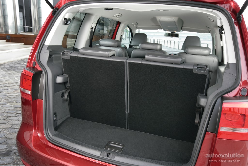 Volkswagen Touran photo 42