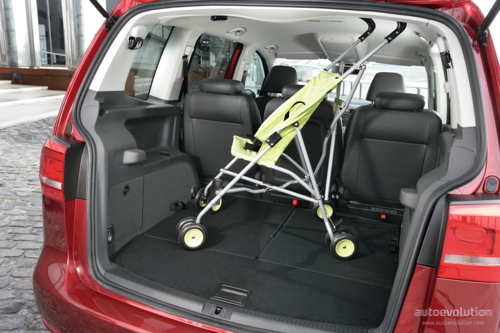 Volkswagen Touran photo 45