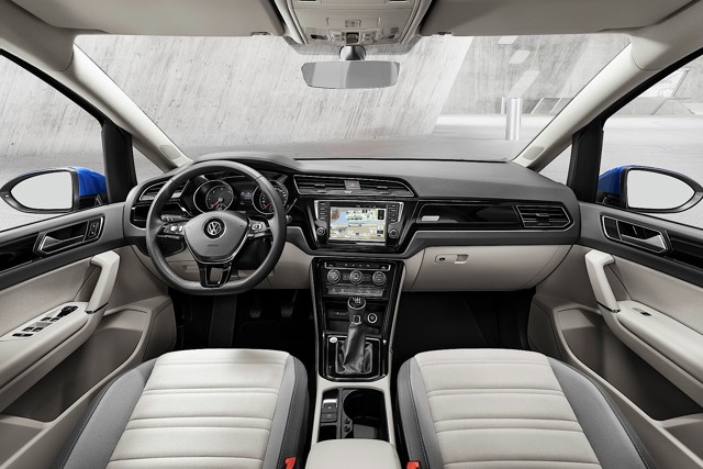 Volkswagen Touran photo 28