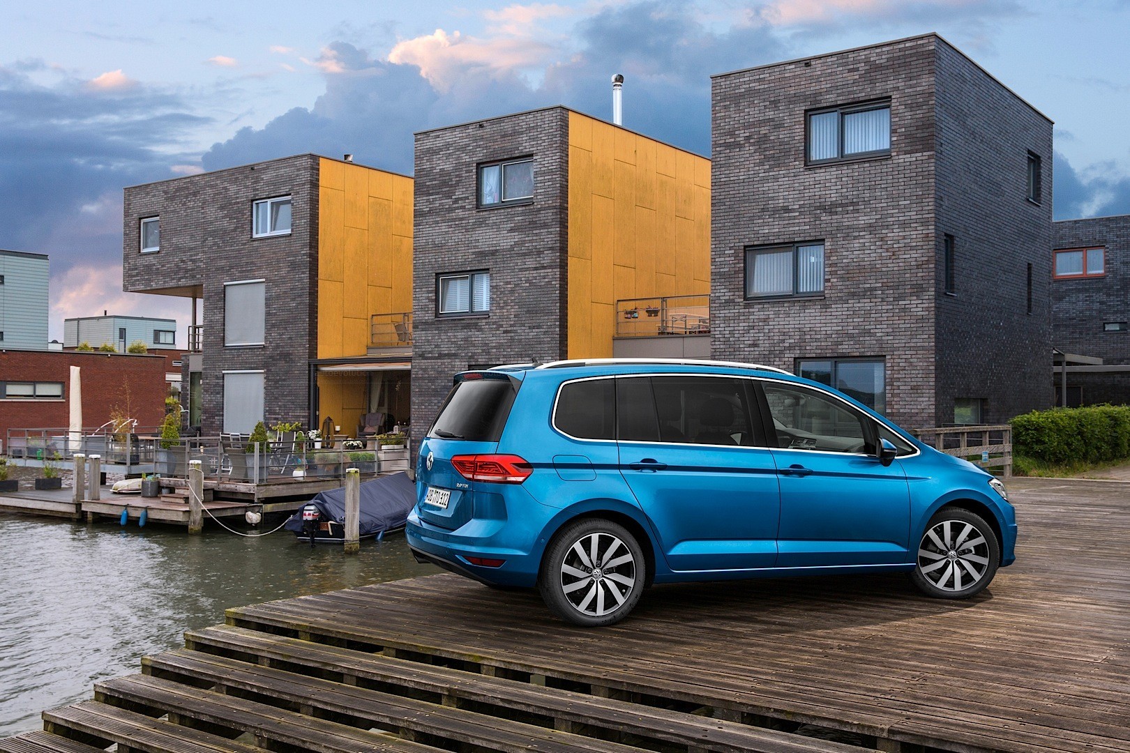 Volkswagen Touran photo 21