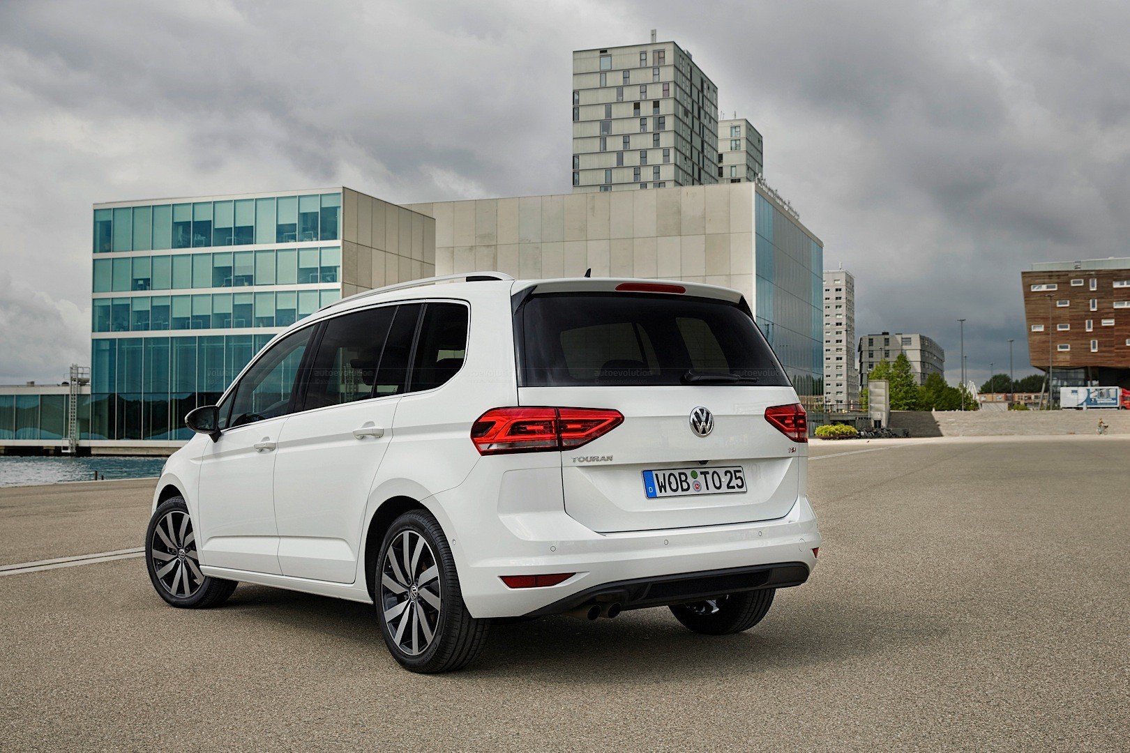Volkswagen Touran photo 25