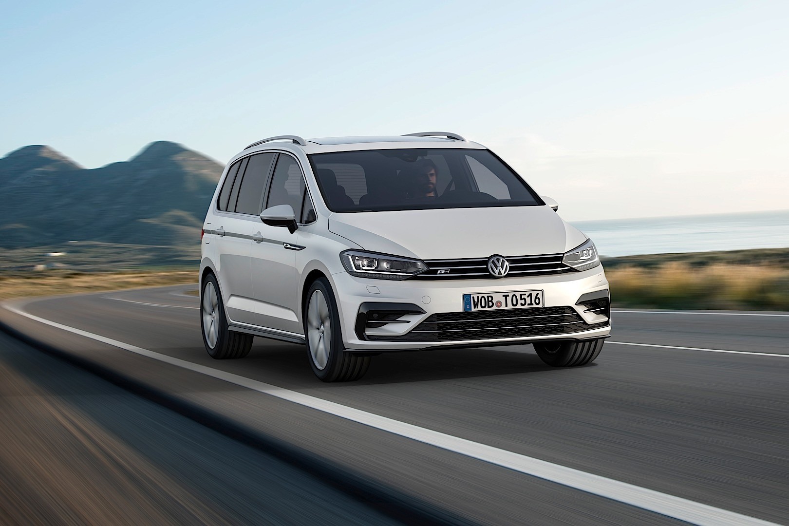 Volkswagen Touran photo 3
